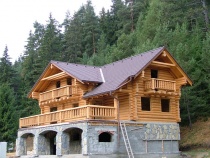 zrubová stavba - horská chata